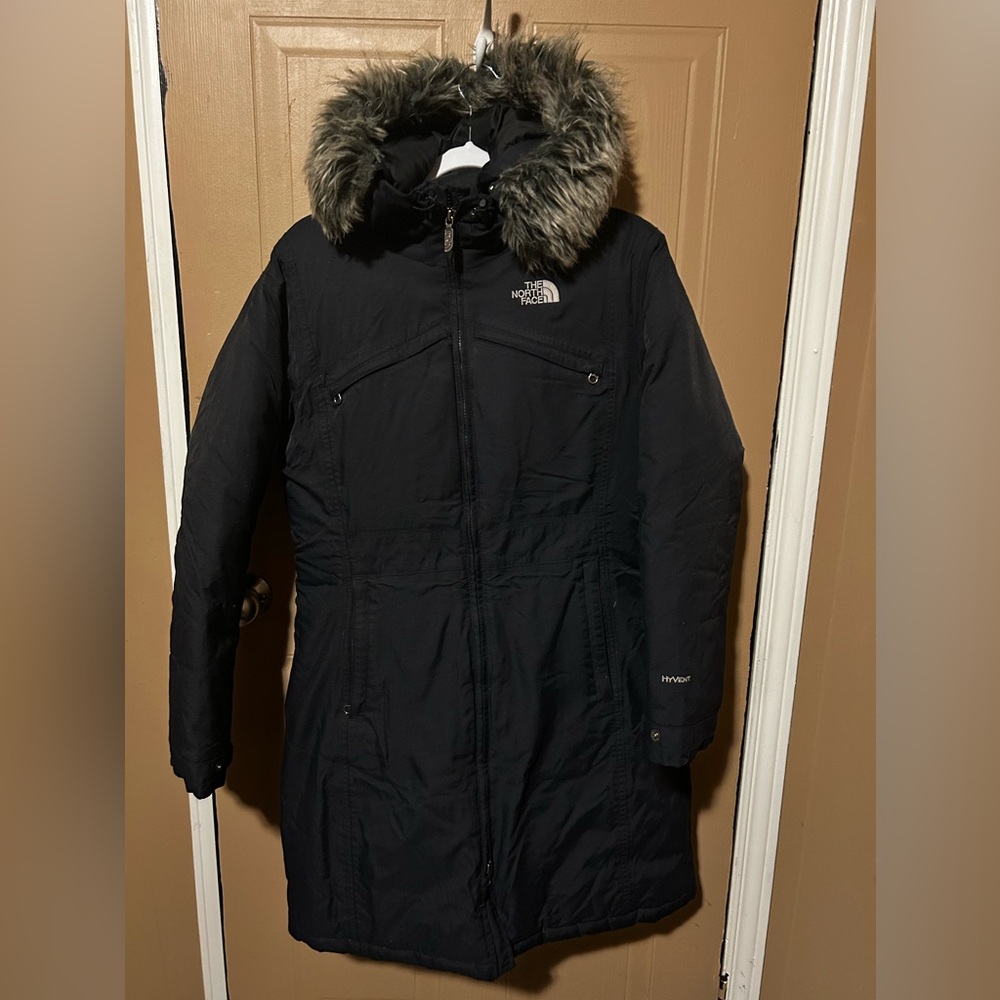 The north face parka in black medium